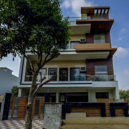 Play Rooms - Couple Friendly Delta II Greater Noida Exterior foto